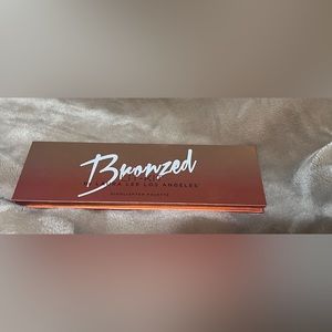 Laura Lee Los Angeles Bronzed Highlighter dark/deep palette